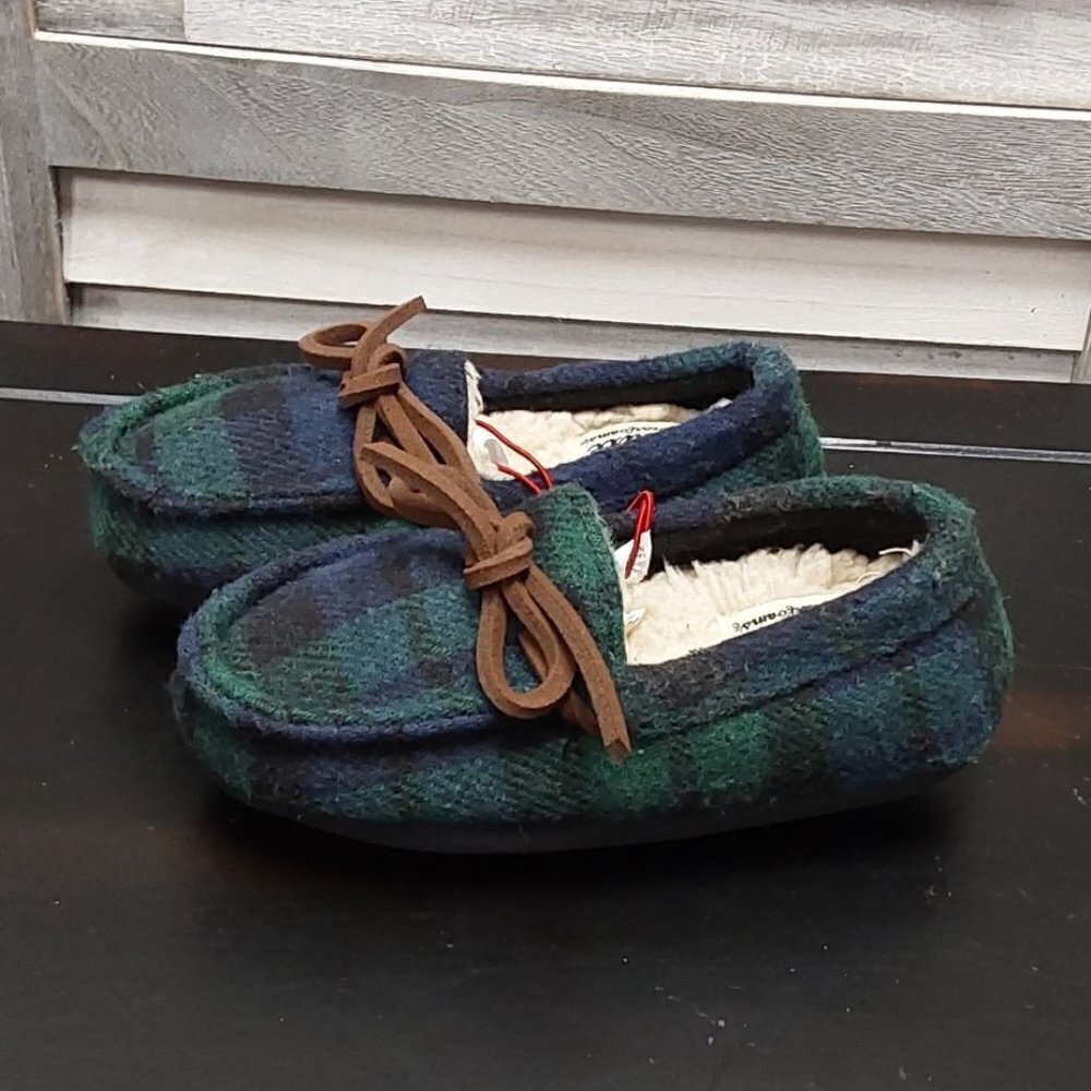 Kids' Braydon Moccasin Slippers| dluxe by dearfoams | 11-12
